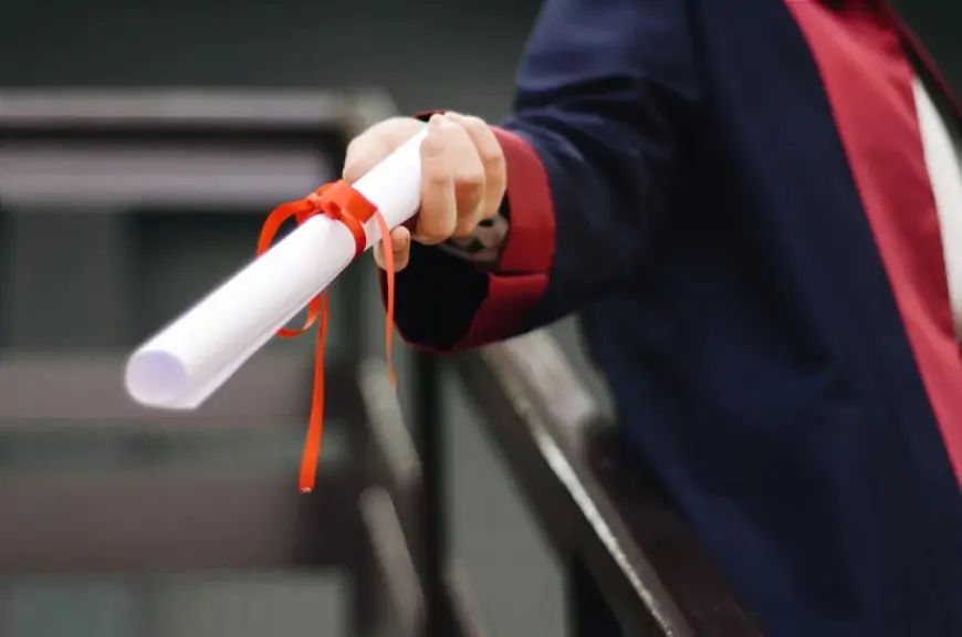 Bằng cấp hay kinh nghiệm là quan trọng?